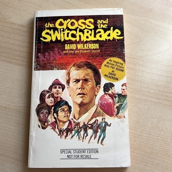 4 Classic Short Stories, Paperback, Little Women, The Great Gatsby,Oddly Enough - Picture 4 of 6